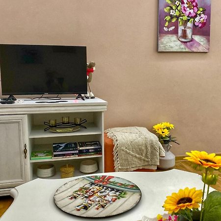 Apartman Diana Sremska Mitrovica Eksteriør bilde
