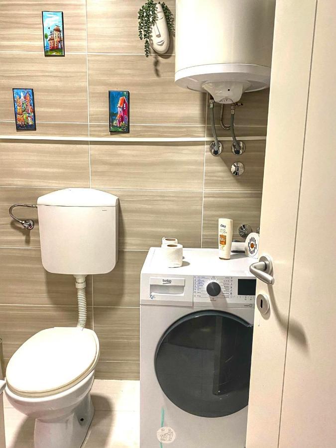 Apartman Diana Sremska Mitrovica Eksteriør bilde