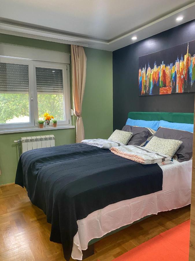 Apartman Diana Sremska Mitrovica Eksteriør bilde