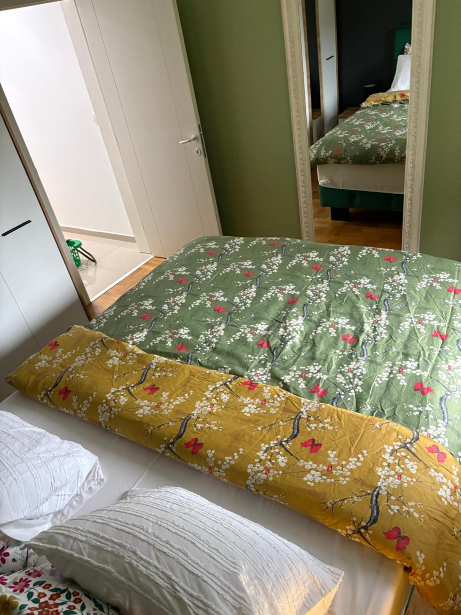 Apartman Diana Sremska Mitrovica Eksteriør bilde