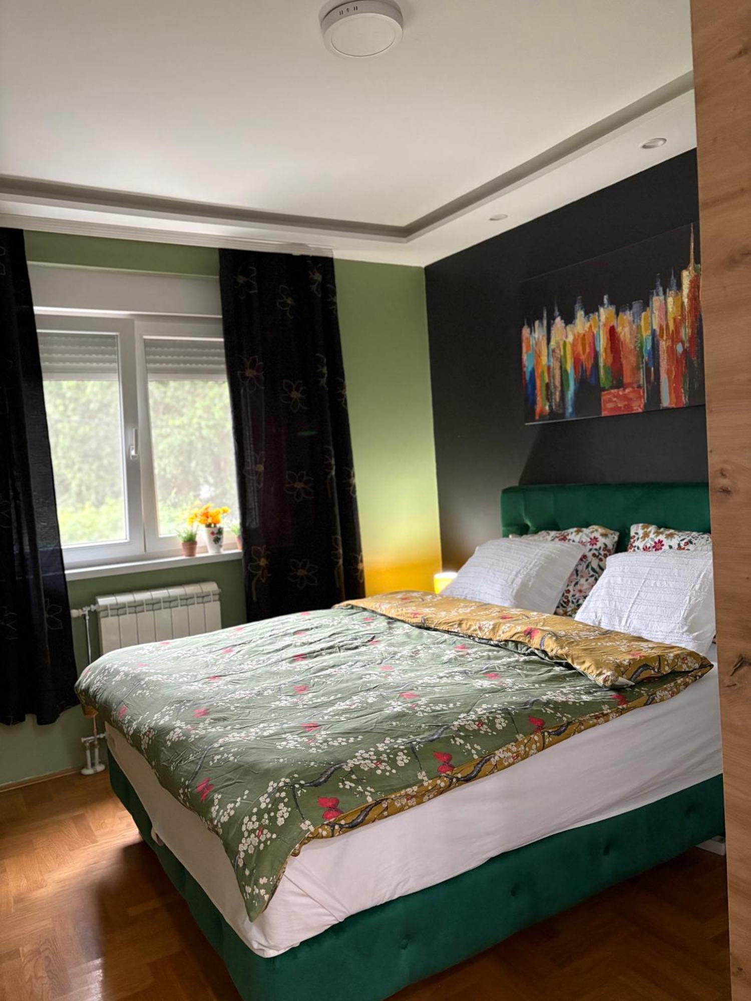 Apartman Diana Sremska Mitrovica Eksteriør bilde